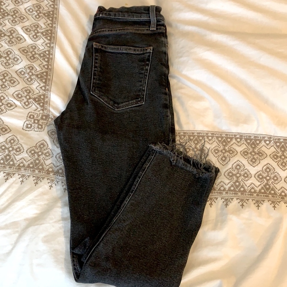 BDG Girlfriend Jeans Size 24/6 Faded black